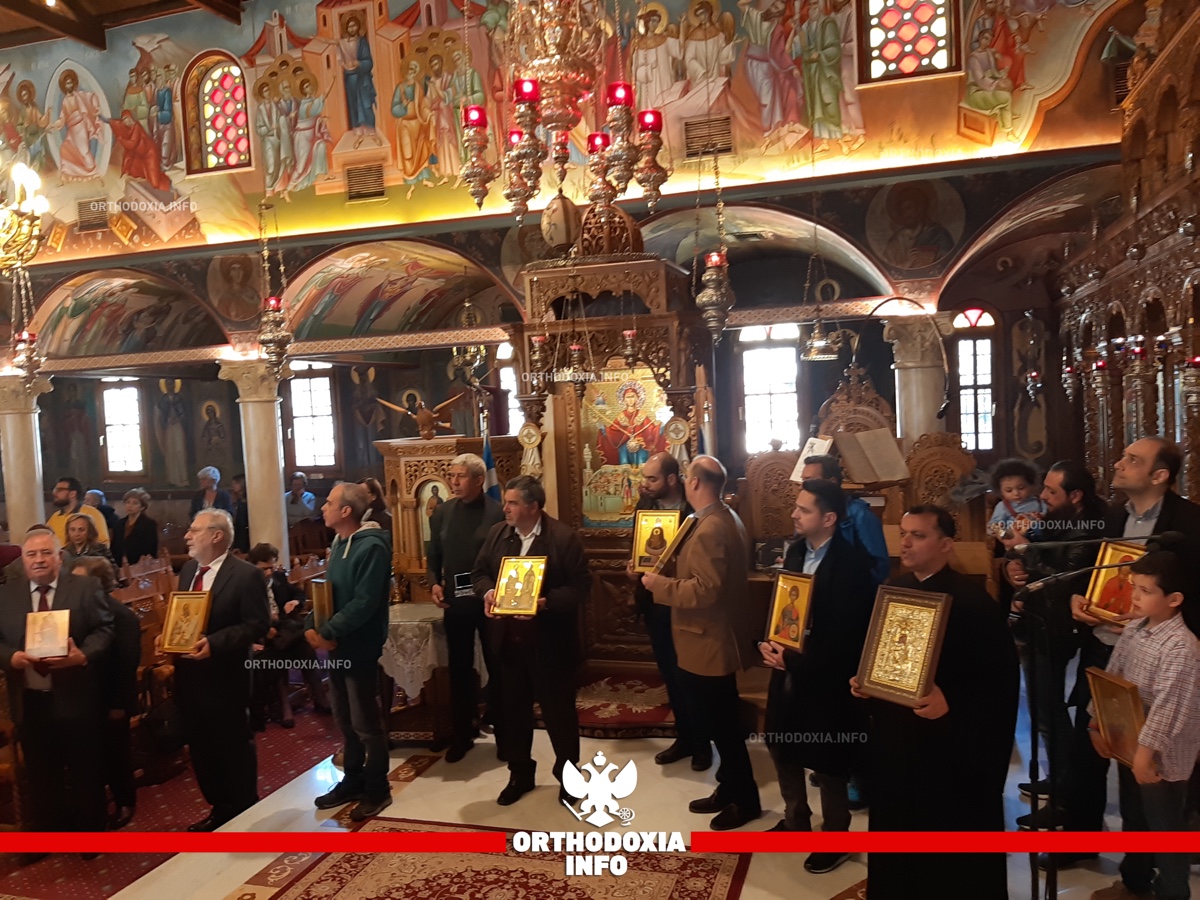 ΟΡΘΟΔΟΞΙΑ INFO | Χαριλάου: Όλο το εκκλησίασμα με εικόνες στα χέρια για τη γιορτή της Ορθοδοξίας